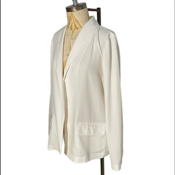Chelsea 28 ivory blazer - Picture 3 of 7